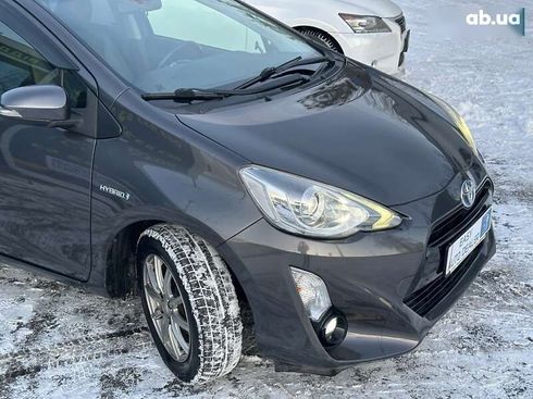 Toyota Aqua 2015 - фото 11