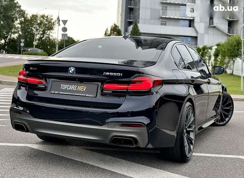 BMW 5 серия 2018 - фото 20