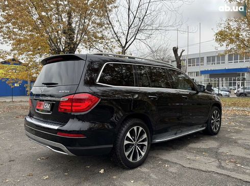 Mercedes-Benz GL-Класс 2015 - фото 26