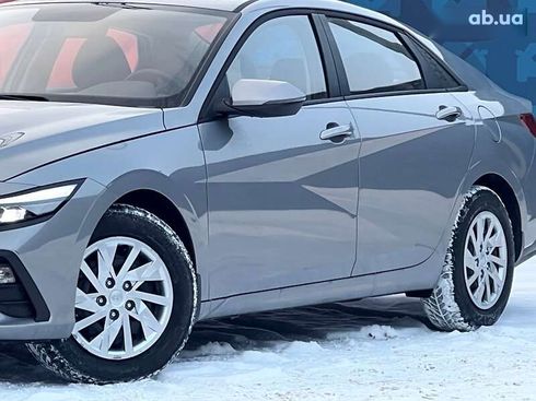 Hyundai Elantra 2024 - фото 10