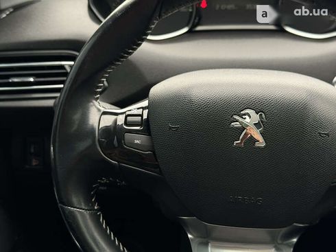 Peugeot 308 2015 - фото 19