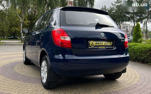 Skoda Fabia 2012 - фото 5
