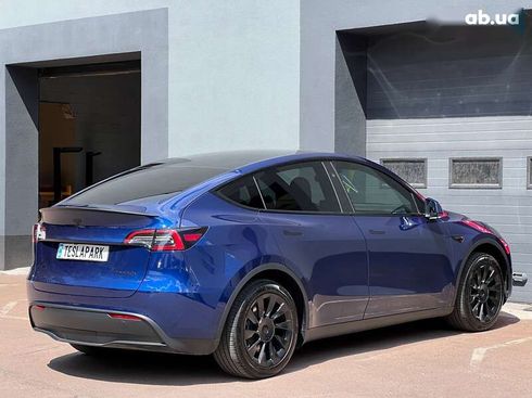 Tesla Model Y 2024 - фото 10