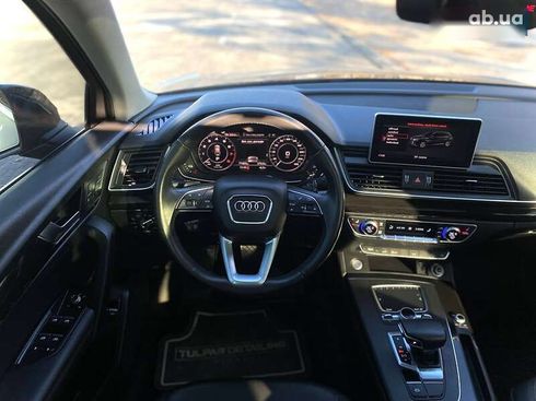 Audi Q5 2020 - фото 23