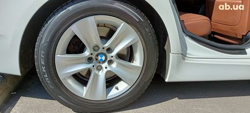 BMW 5 серия 2012 белый - фото 20
