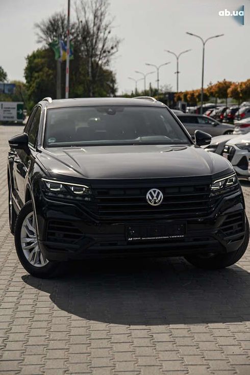 Volkswagen Touareg 2018 - фото 9