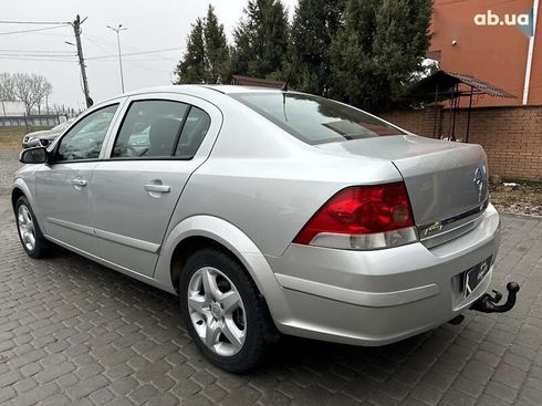 Opel Astra 2008 - фото 9