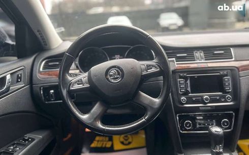 Skoda Superb 2013 - фото 15