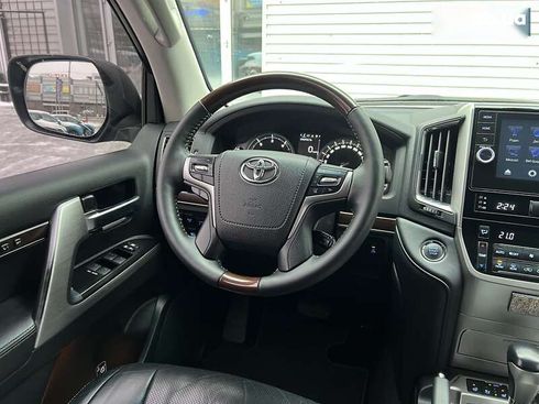 Toyota Land Cruiser 2016 - фото 14
