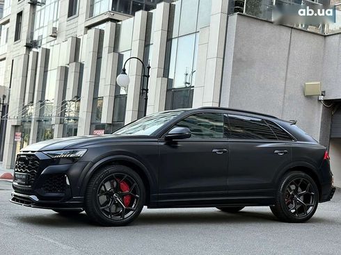 Audi RS Q8 2020 - фото 15
