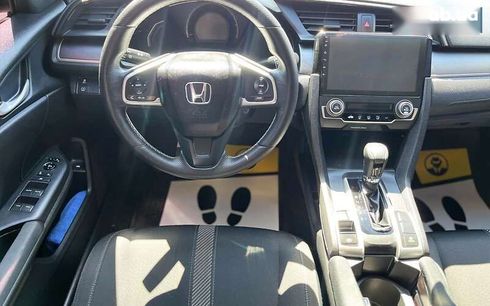 Honda Civic 2017 - фото 16