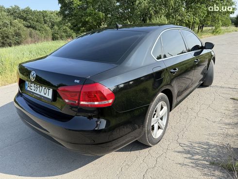 Volkswagen Passat 2013 черный - фото 3