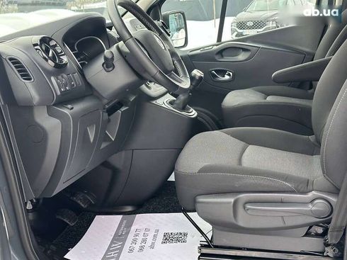 Renault Trafic 2021 - фото 15