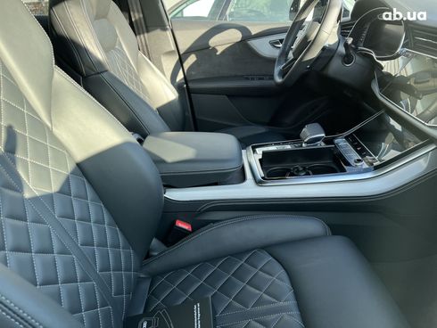 Audi Q7 2021 - фото 15