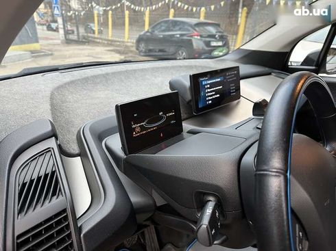 BMW i3 2019 - фото 17