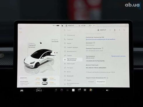 Tesla Model 3 2022 - фото 22