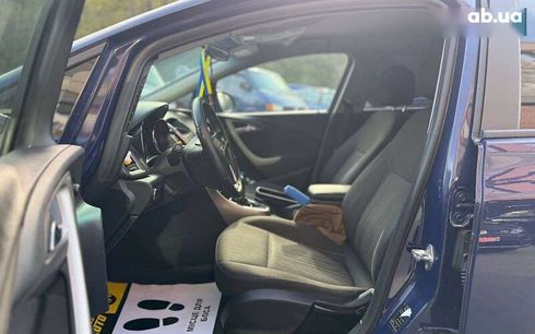 Opel Astra 2011 - фото 9