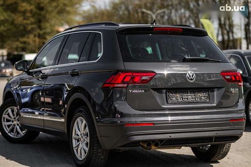 Volkswagen Tiguan 2016 - фото 24