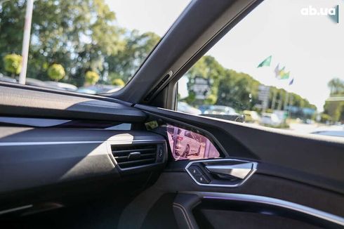 Audi E-Tron 2022 - фото 18