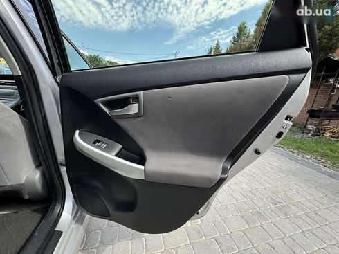 Toyota Prius 2013 - фото 23