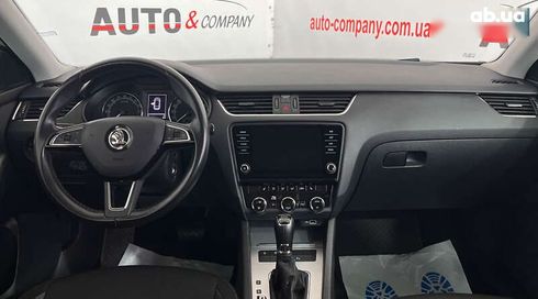 Skoda Octavia 2019 - фото 12