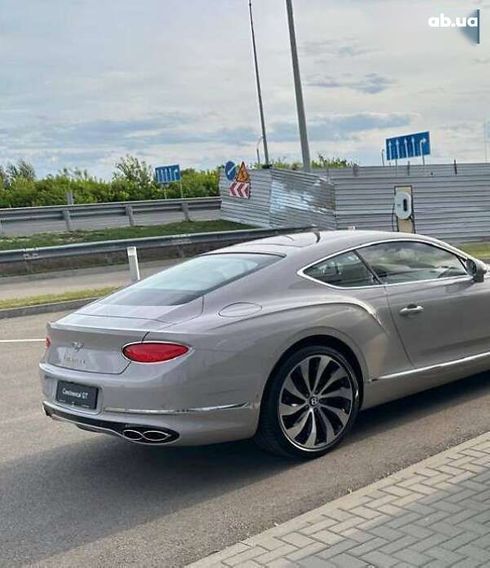 Bentley Continental GT 2023 - фото 4