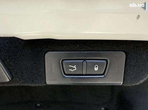 Maserati Quattroporte 2017 - фото 26