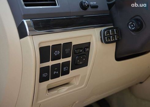 Toyota Land Cruiser 2017 - фото 24