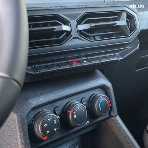 Renault Duster 2025 белый - фото 6