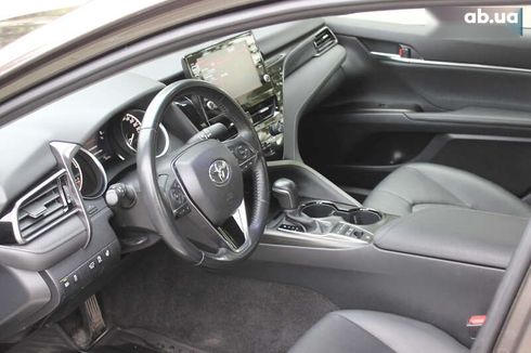 Toyota Camry 2023 - фото 24