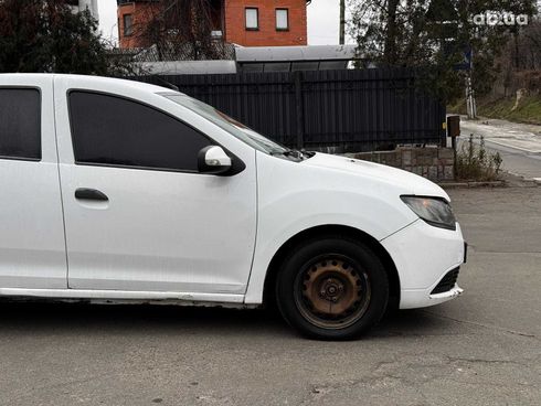 Renault Logan 2015 белый - фото 4