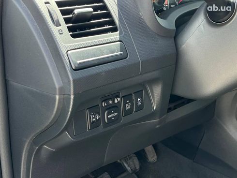 Toyota Auris 2011 синий - фото 29