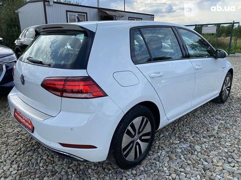 Volkswagen e-Golf 2020 - фото 12