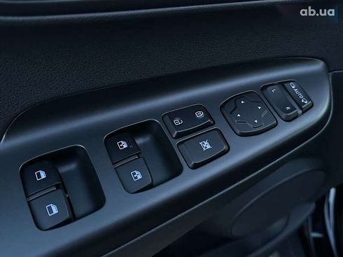 Hyundai Kona Electric 2022 - фото 7
