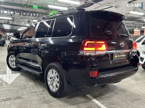 Toyota Land Cruiser 2020 - фото 5