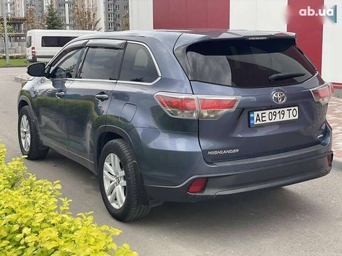 Toyota Highlander 2015 - фото 10