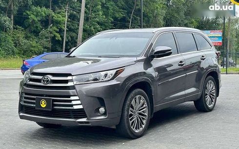 Toyota Highlander 2016 - фото 3