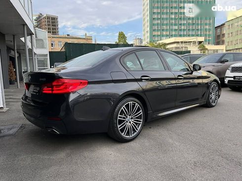 BMW 540 2017 - фото 15