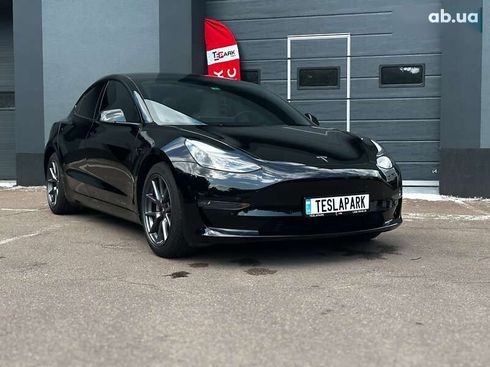 Tesla Model 3 2021 - фото 12