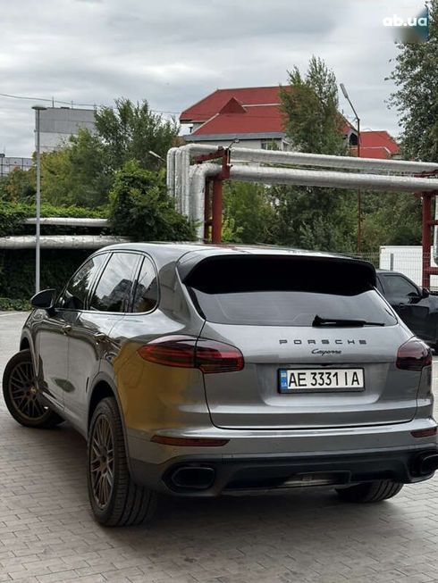 Porsche Cayenne 2015 - фото 12