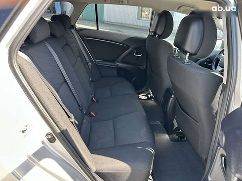 Toyota Avensis 2009 - фото 24