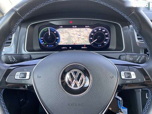 Volkswagen e-Golf 2020 - фото 22