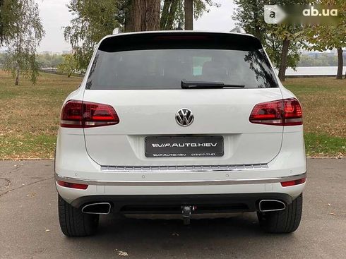 Volkswagen Touareg 2017 - фото 10