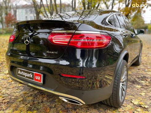 Mercedes-Benz GLC-Класс 2018 черный - фото 13