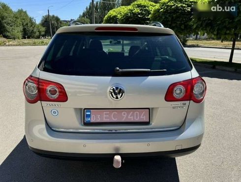 Volkswagen Passat 2009 - фото 6