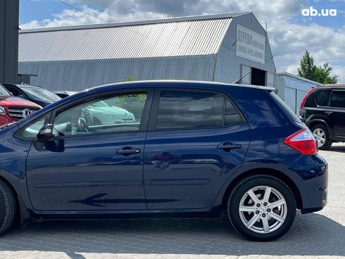 Toyota Auris 2011 синий - фото 33