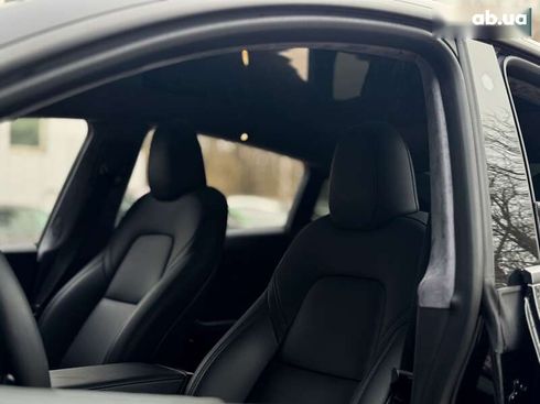 Tesla Model Y 2023 - фото 14