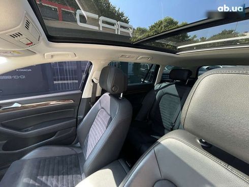 Volkswagen Passat 2018 - фото 25