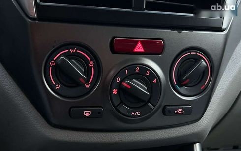 Subaru Forester 2012 - фото 17