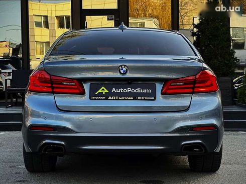 BMW 5 серия 2017 - фото 15